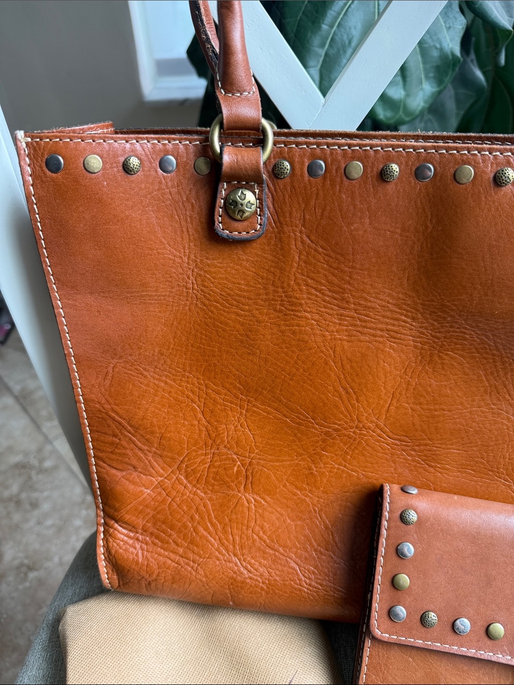Patricia Nash Zancona Leather Studded Tote with Wallet Set/ Dust Cover - Picture 3 of 11